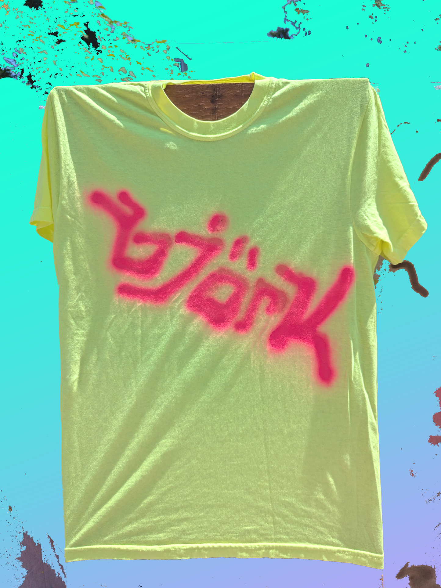 BJORK bootleg tee MEDIUM